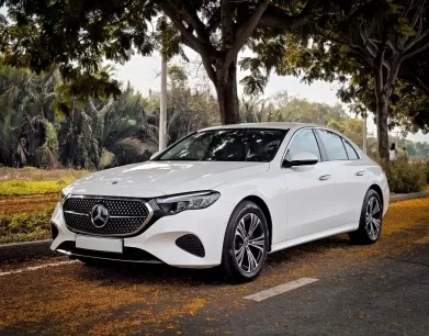 E200 Avantgarde: Chiếc E-Class All-New dễ tiếp cận nhất