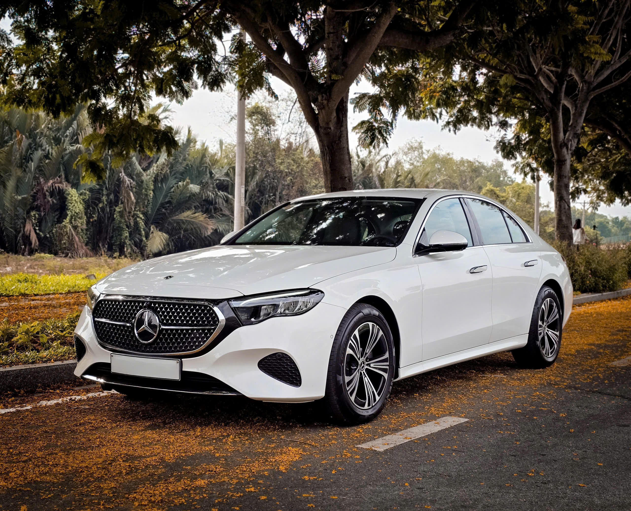 Mercedes-Benz E200 Avantgarde