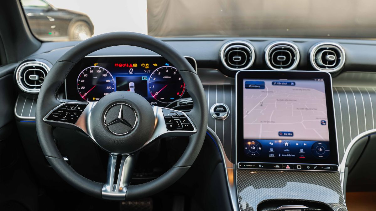 Công Nghệ Trên Mercedes GLC Có Gì Nổi Bật?