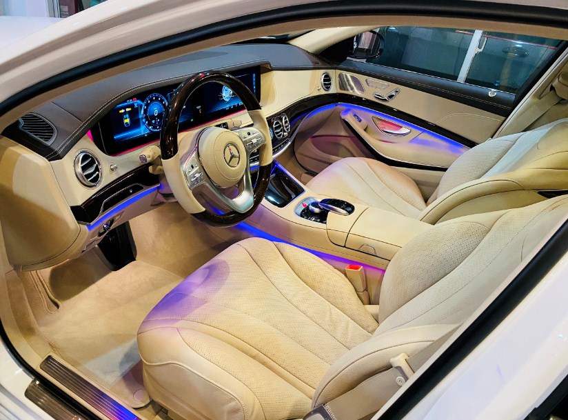 Không Gian Mercedes Sedan Phù Hợp Với Những Ai?