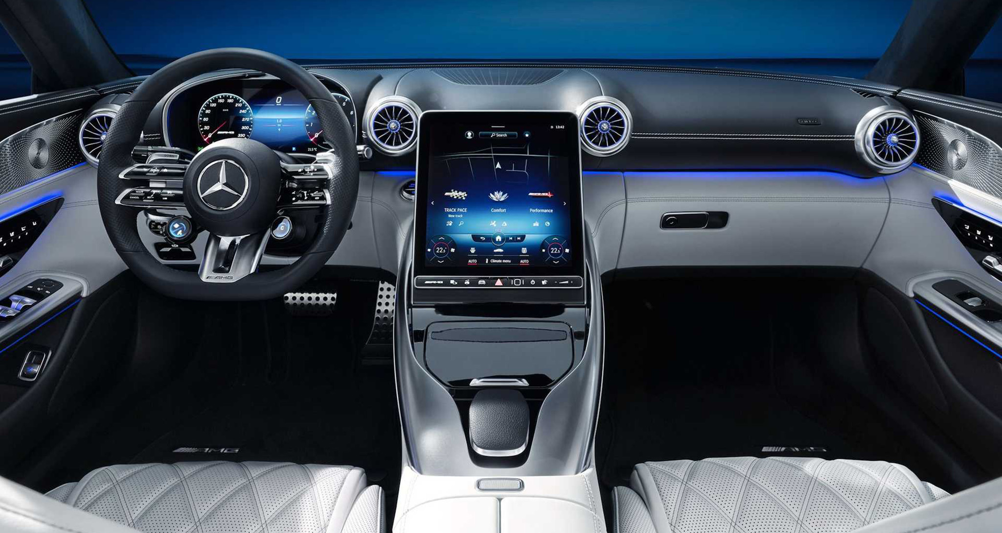 Mercedes AMG Mang Đến Sự Cân Bằng Giữa Thể Thao Và Tiện Nghi