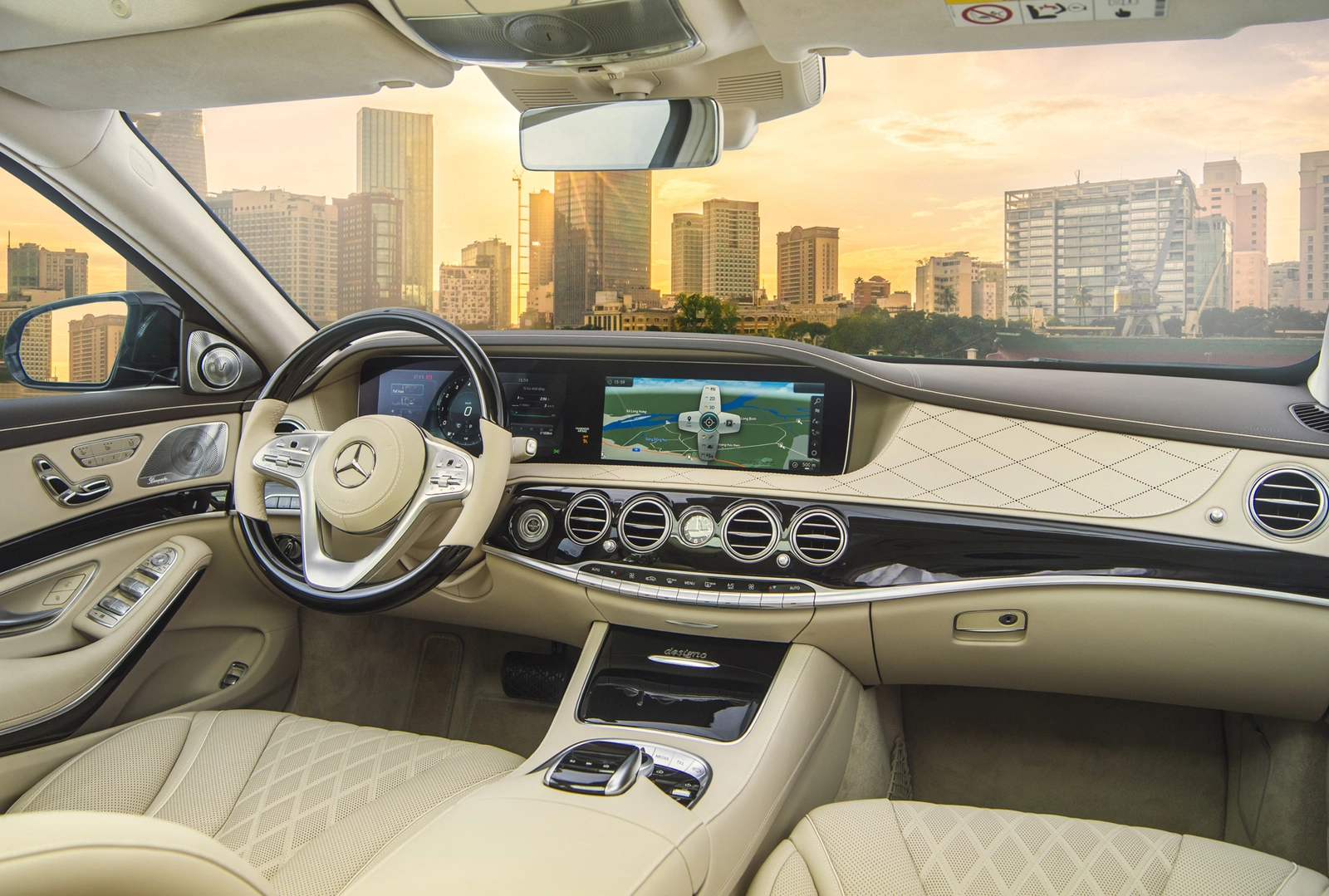 Nội Thất Mercedes S-Class – Không Gian Của Sự Tinh Tế