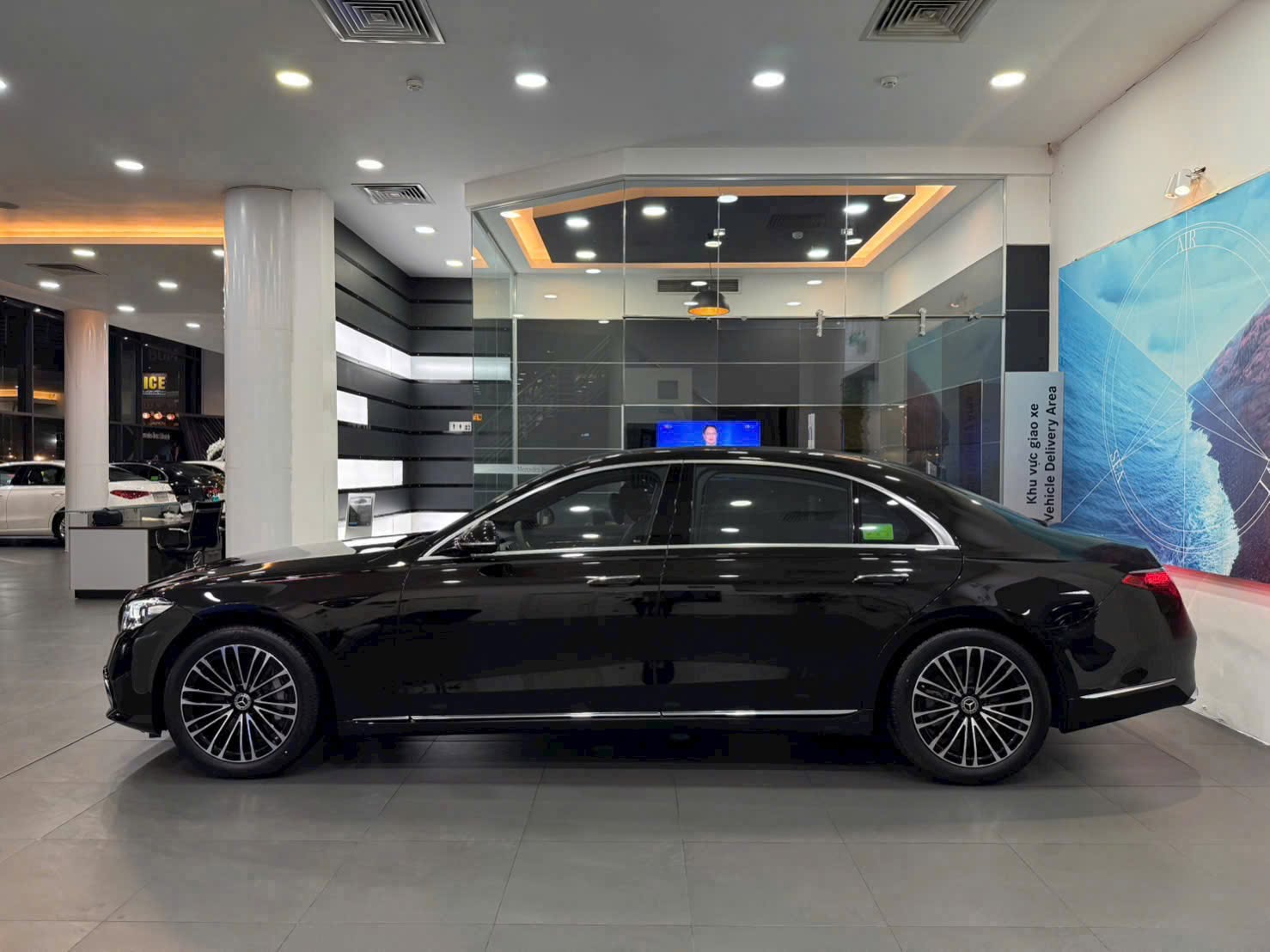 Kinh Nghiệm Chọn Showroom Mercedes Phù Hợp